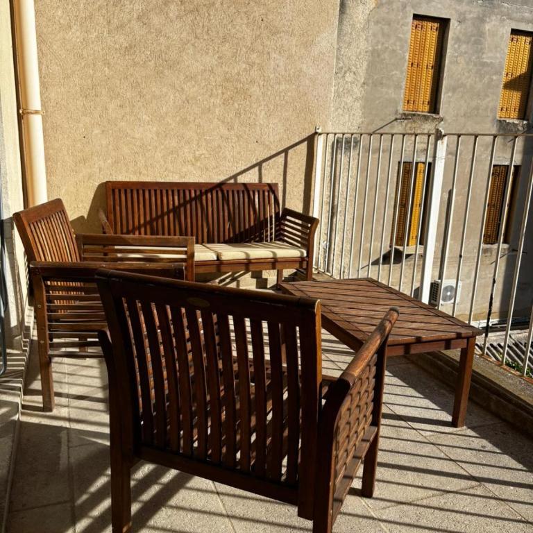 T2 avec balcon Cœur historique Avignon Intramuros - Appartement 1 Chambre - 10
