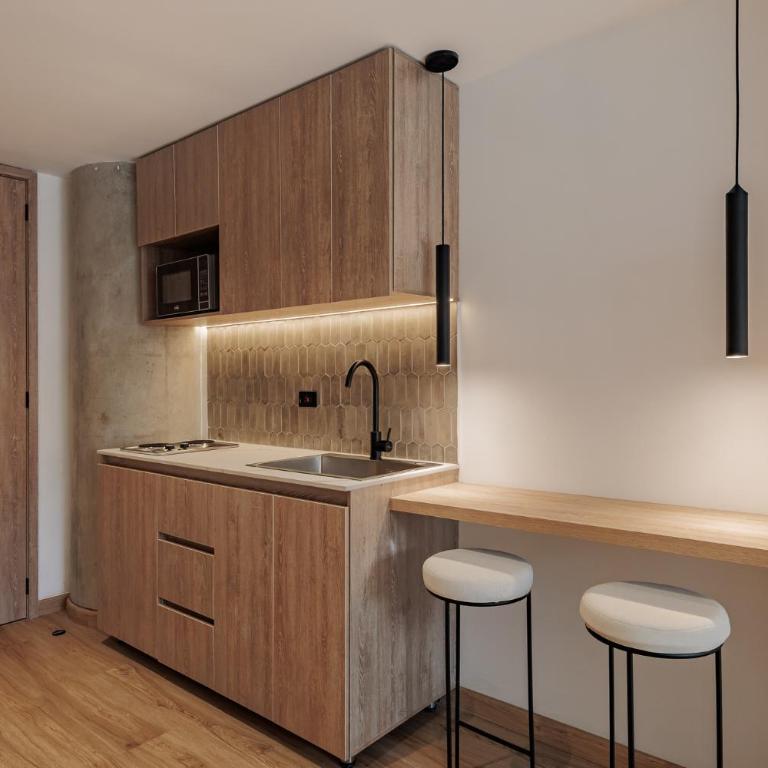 Lomm By Somos The Group - Studio with Balcony - 9