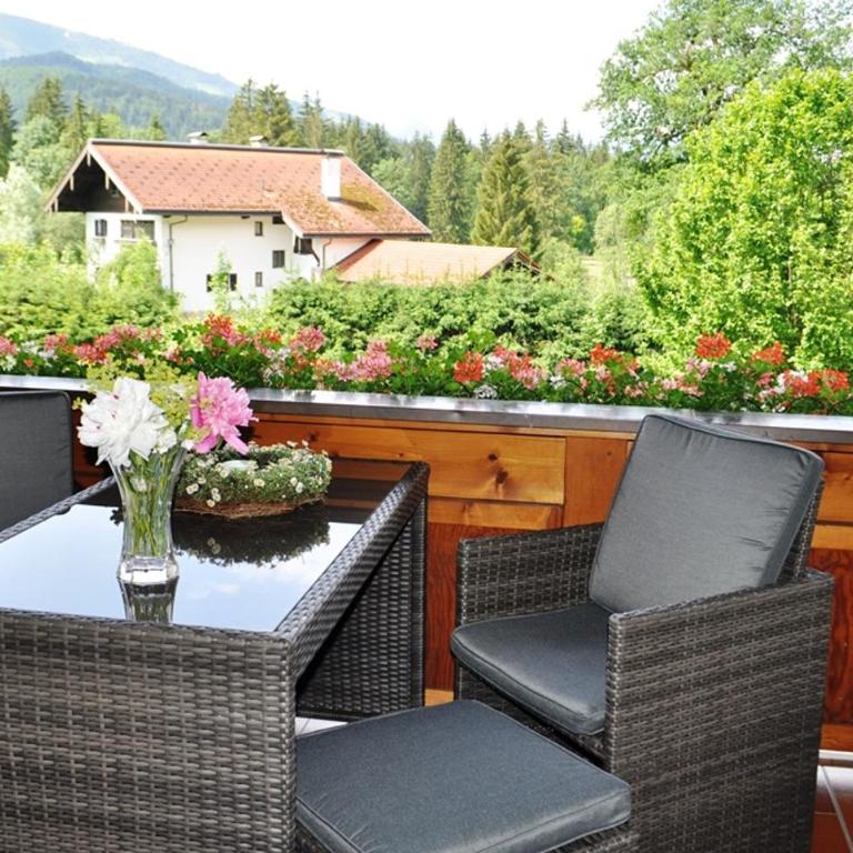 Gästehäuser Schwemmbauer - Apartment mit Balkon - 9