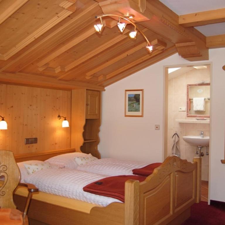 Gästehäuser Schwemmbauer - Doppelzimmer - 3