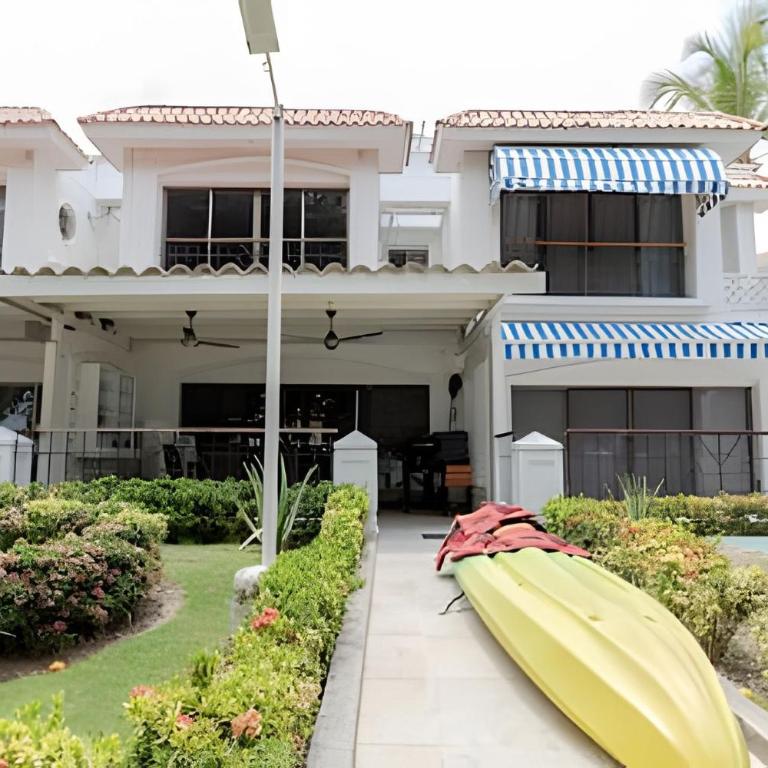 Hermosa y Moderna Casa Frente al Mar WIFi y Kayak - Casa de 4 dormitorios - 72