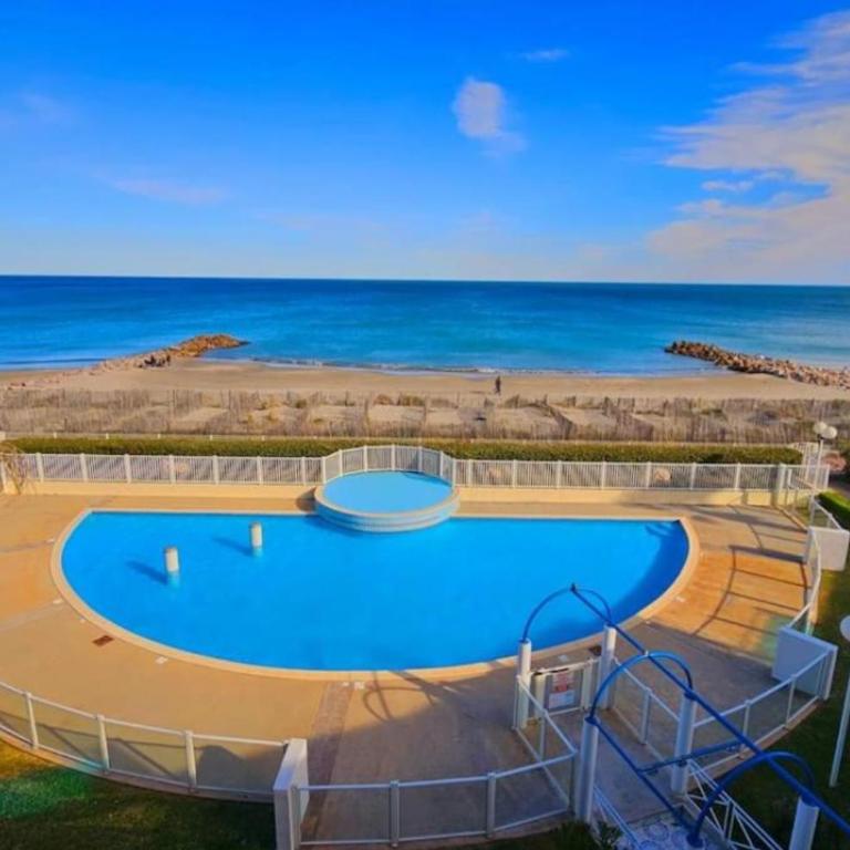 Petite maison dans résidence avec piscine et accès direct à la mer - Maison 2 Chambres - 8