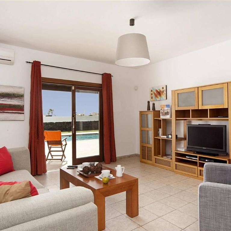 Villa Ramon by Villa Plus - Villa - 4