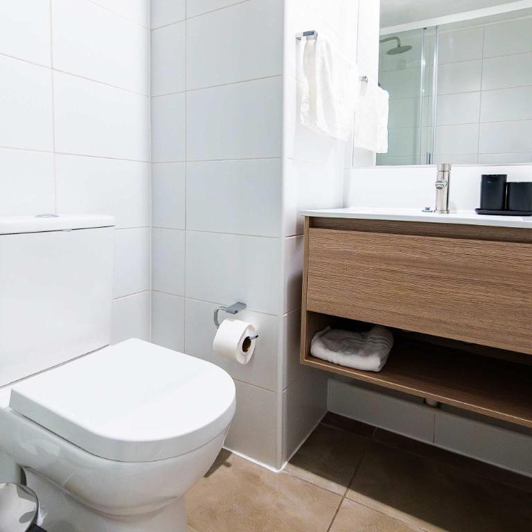HOM I Parking Wifi Malla Ciudad Santiago - Apartment - 24