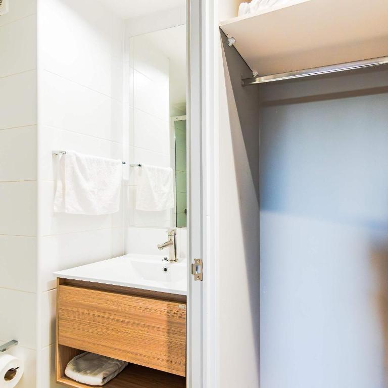 HOM I Parking Wifi Malla Ciudad Santiago - Apartment - 45
