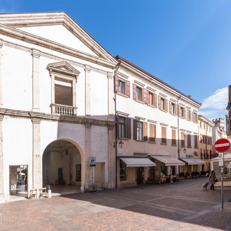 Loft 28 - Authentic Living in Riva Old Town - One-Bedroom Apartment - 7