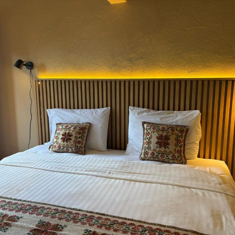 Hotel las Caballerizas - Habitación Doble con vistas al jardín - 3