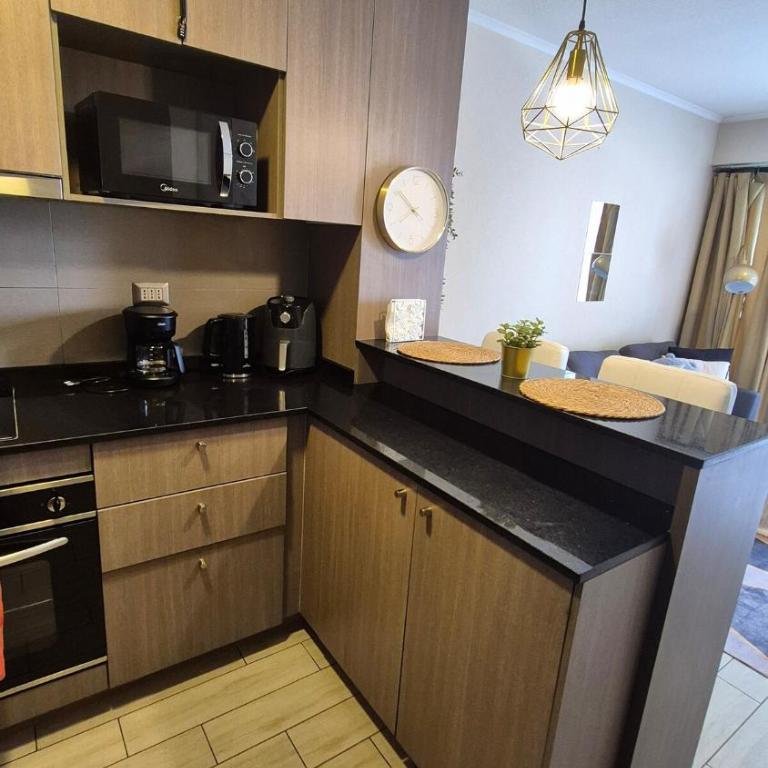 Ubicación Ideal con piscina y parking - Deluxe One-Bedroom Apartment with City View - 4