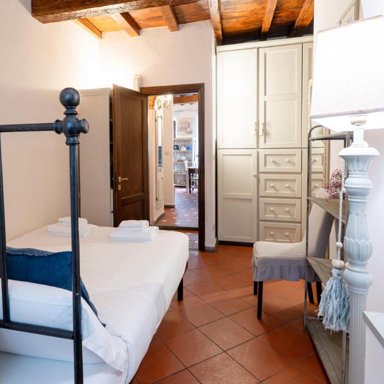 Gina Guest House - Two-Bedroom House - 16