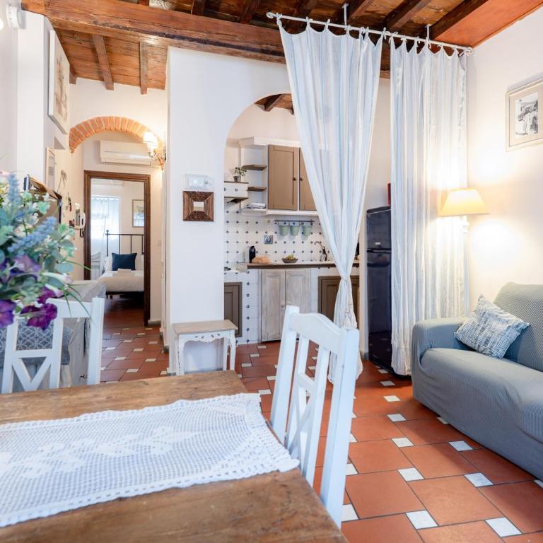 Gina Guest House - Two-Bedroom House - 4