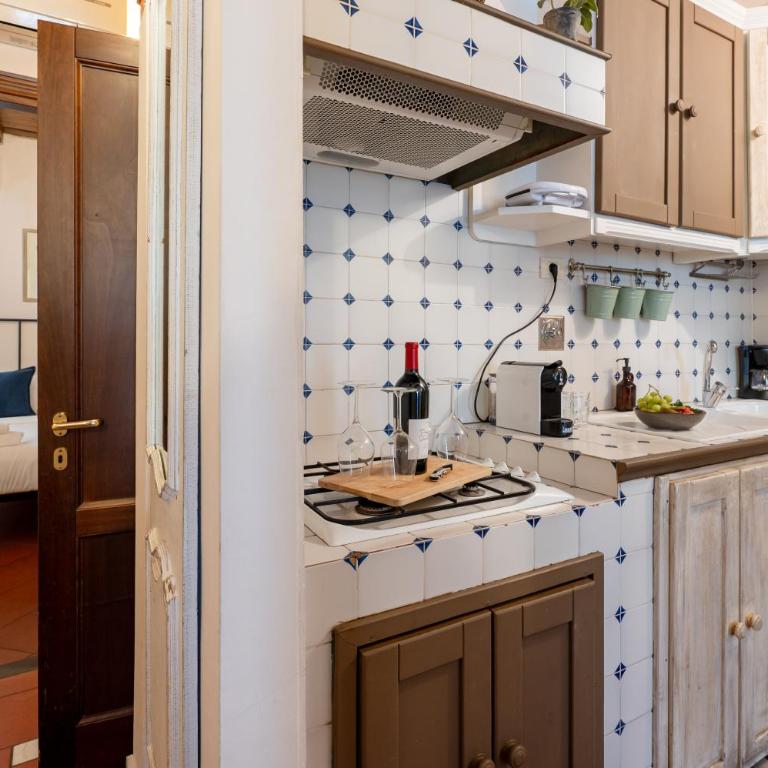 Gina Guest House - Two-Bedroom House - 12