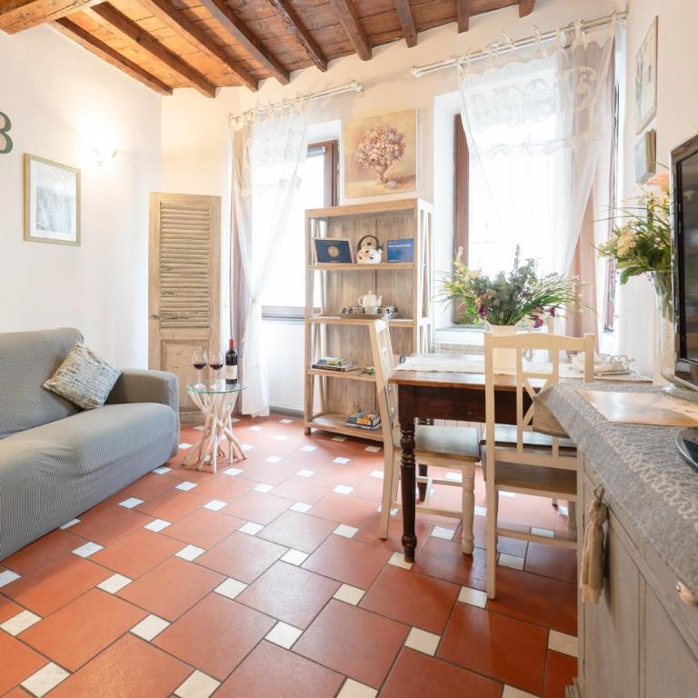 Gina Guest House - Two-Bedroom House - 2