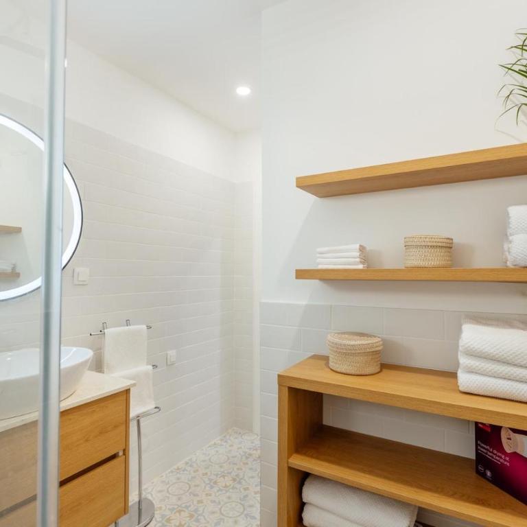 Magnolia Apartments - 3 min by walk to the beautiful beach - One-Bedroom Apartment with Garden - 16