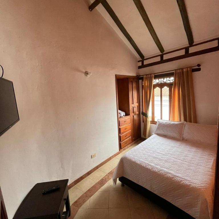 Apartahotel Villa May - Double Room with Shared Bathroom - 7