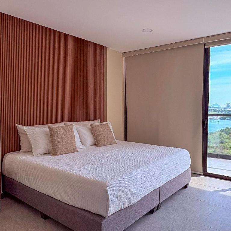 Nautilus Grand Living · Marina Mazatlán - Three-Bedroom Apartment with Balcony - 10