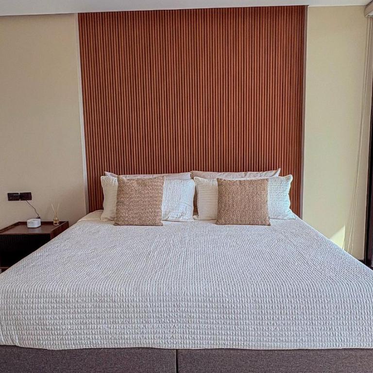 Nautilus Grand Living · Marina Mazatlán - Three-Bedroom Apartment with Balcony - 12
