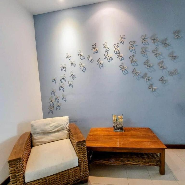 Spectacular view at Pacifika Marina - Apartment with Balcony - 18