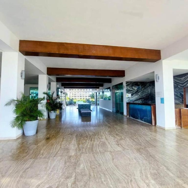 Spectacular view at Pacifika Marina - Apartment with Balcony - 29