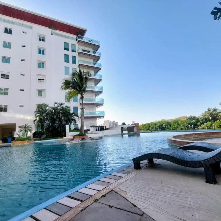 Spectacular view at Pacifika Marina - Apartment with Balcony - 45