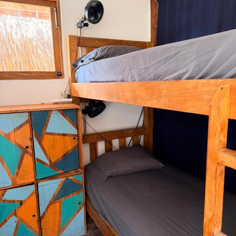 Santa Lova Eco-hostel Isla Tintipan - 8-Bed Mixed Dormitory Room - 6