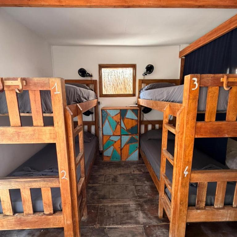 Santa Lova Eco-hostel Isla Tintipan - 8-Bed Mixed Dormitory Room - 2