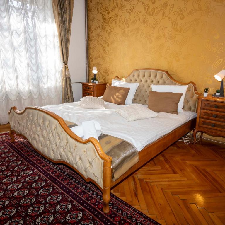 Vijećnica Grand Apartment Sarajevo - Two-Bedroom Apartment - 9
