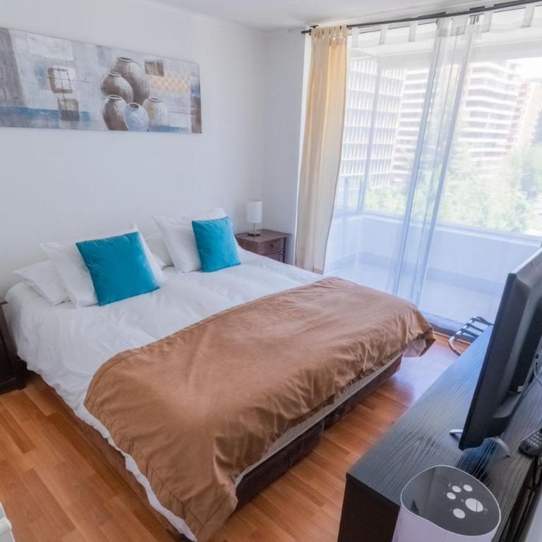 Kennedy Apartments Los Militares - Apartment with Balcony - 7