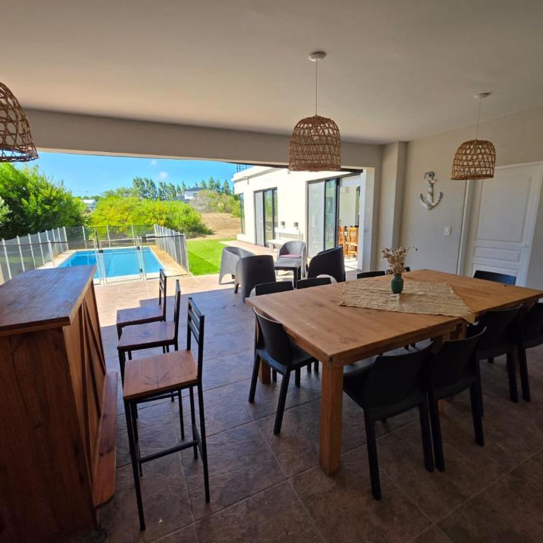 CASA COSTA ESMERALDA- Senderos 3 - Casa de 4 dormitorios - 12