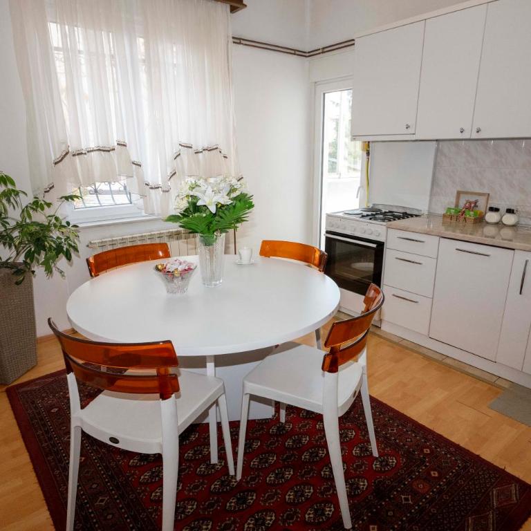 Vijećnica Grand Apartment Sarajevo - Two-Bedroom Apartment - 29