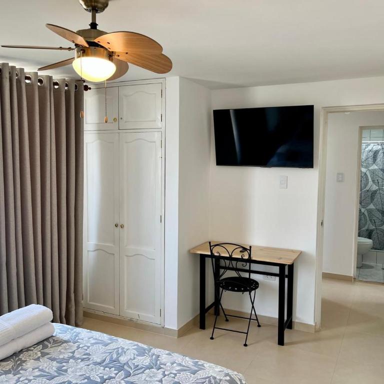 Casa Cerezos - Family Double Room - 7
