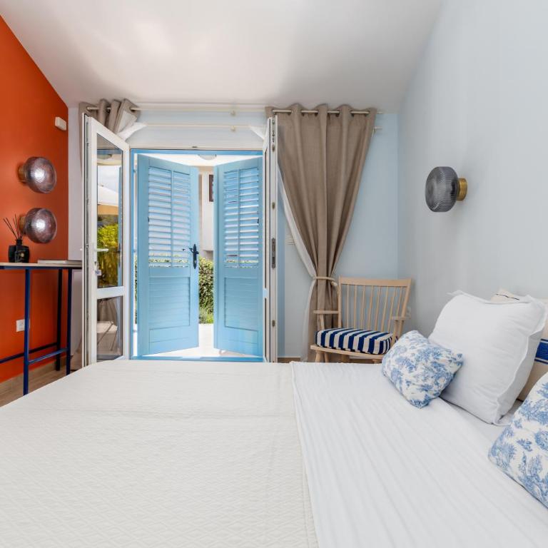 Magnolia Apartments - 3 min by walk to the beautiful beach - Studio with Garden View - 20