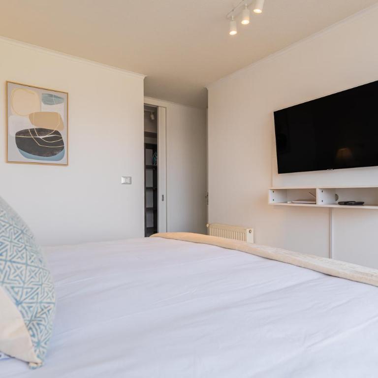Kennedy Premium Apartments Colorado - Triple Room with Balcony - 5