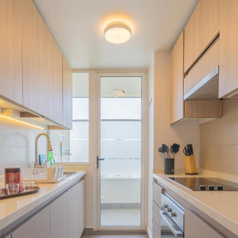 Kennedy Premium Apartments Colorado - Triple Room with Balcony - 17