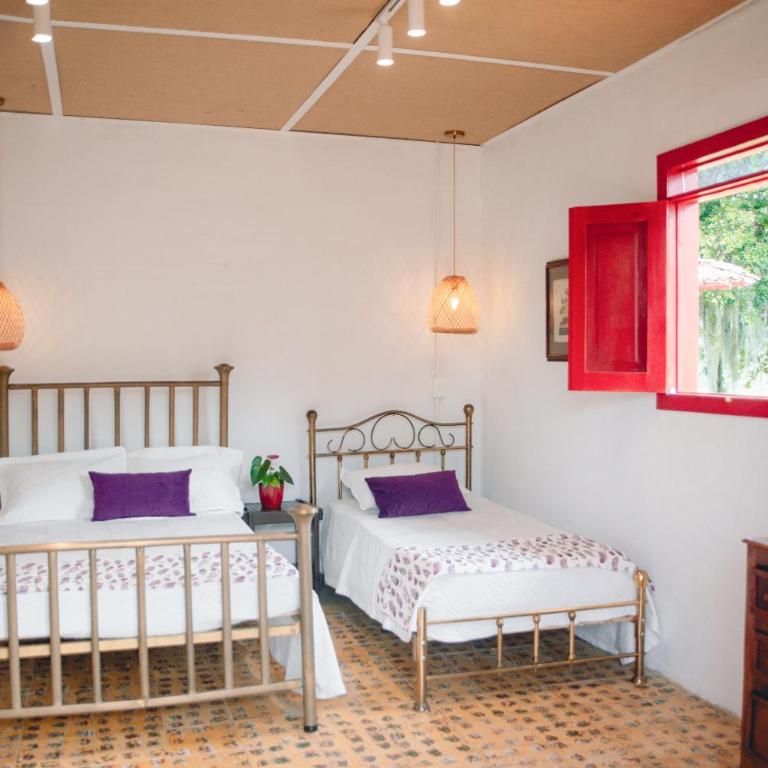 Hacienda Santa Bárbara Coffee Farm - Triple Room with Garden View - 2