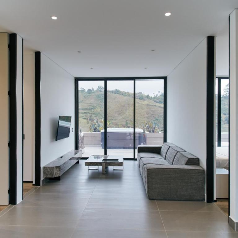 Roka Hotel - Suite con vistas al lago - 3