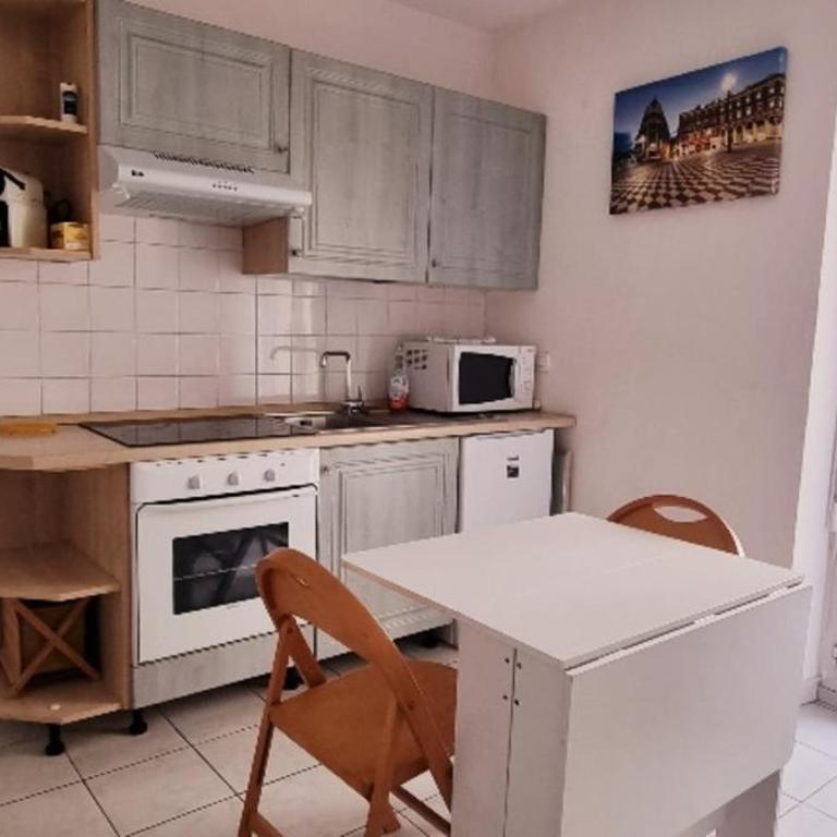 Nice Studio With View Near Beach - Monolocale - 8