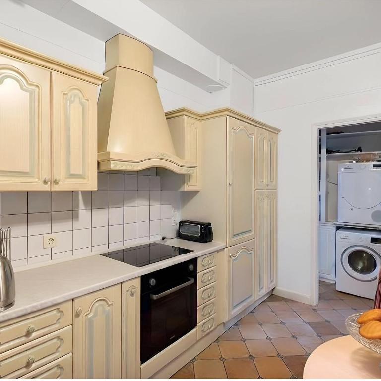 Eiffel Tower - Prestigious 2BR - Terrace - Appartement 2 Chambres avec Terrasse - 14