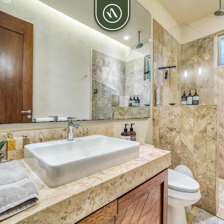 Amazing 1 BR Condo - Rooftop Pool & Bay Views - Casa - 24