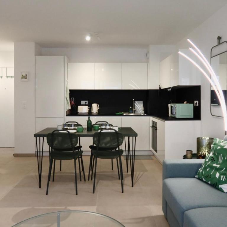 Nice Time - Chic Apartment with sunny terrace, Nice Port - Appartement 1 Chambre - 13