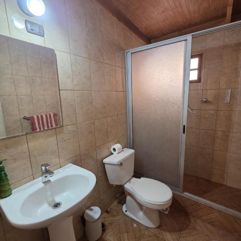 La Casa de Mireya - Triple Room with Private Bathroom - 3