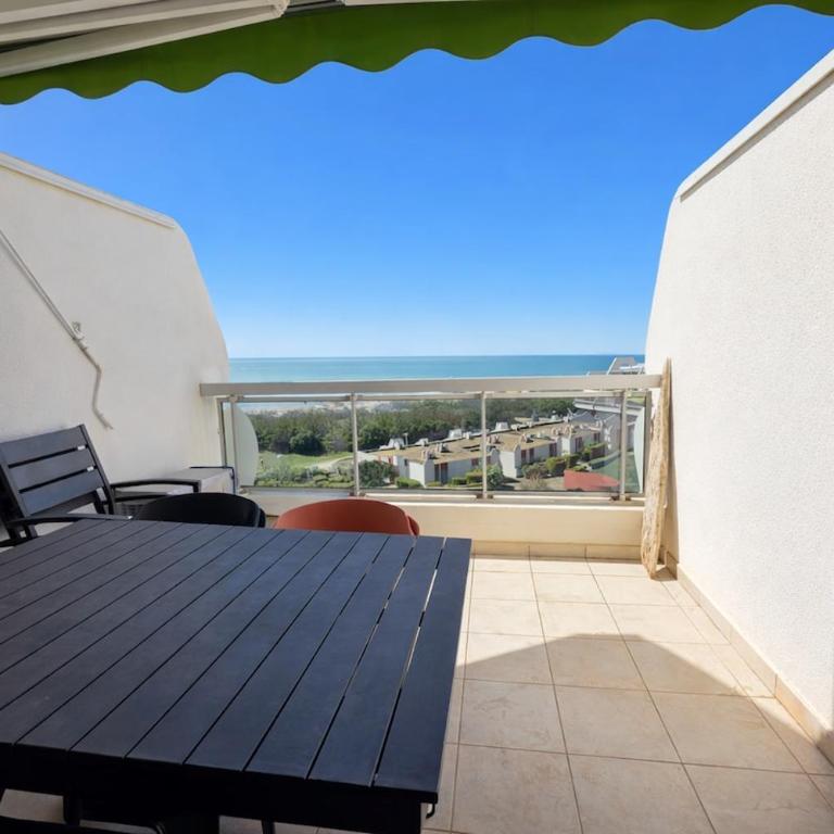 Arena Beach Vue incroyable Plage Clim Wifi Parking - Studio Apartment with Sea View - 9