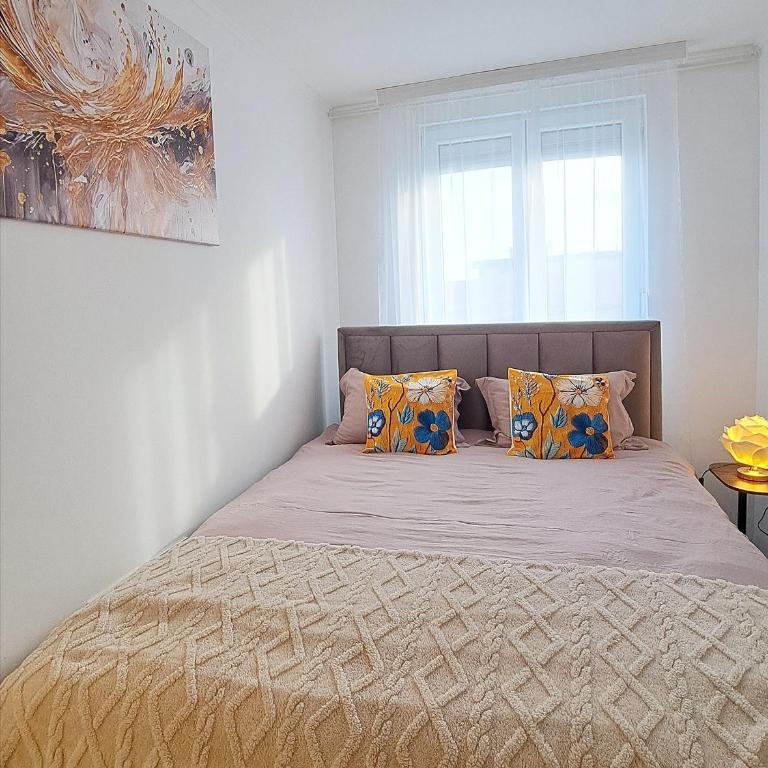 City Square - Two-Bedroom Apartment - 4