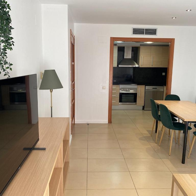 Koyo Suite - Modern Apartment with Parking and Swimming Pool for 6p - Apartamento de 2 dormitorios con vistas a la piscina - 1