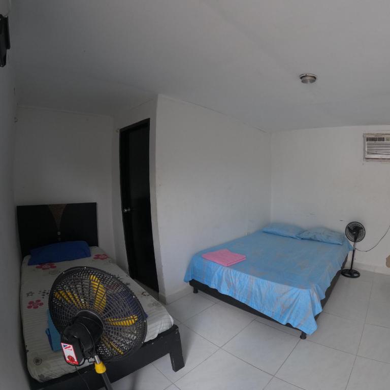 Hostal CQ Camarones - Habitación Individual con baño privado - 1