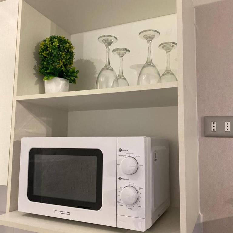 Depto nuevo, cerca de mall, estacionamiento gratis - Two-Bedroom Apartment - 15