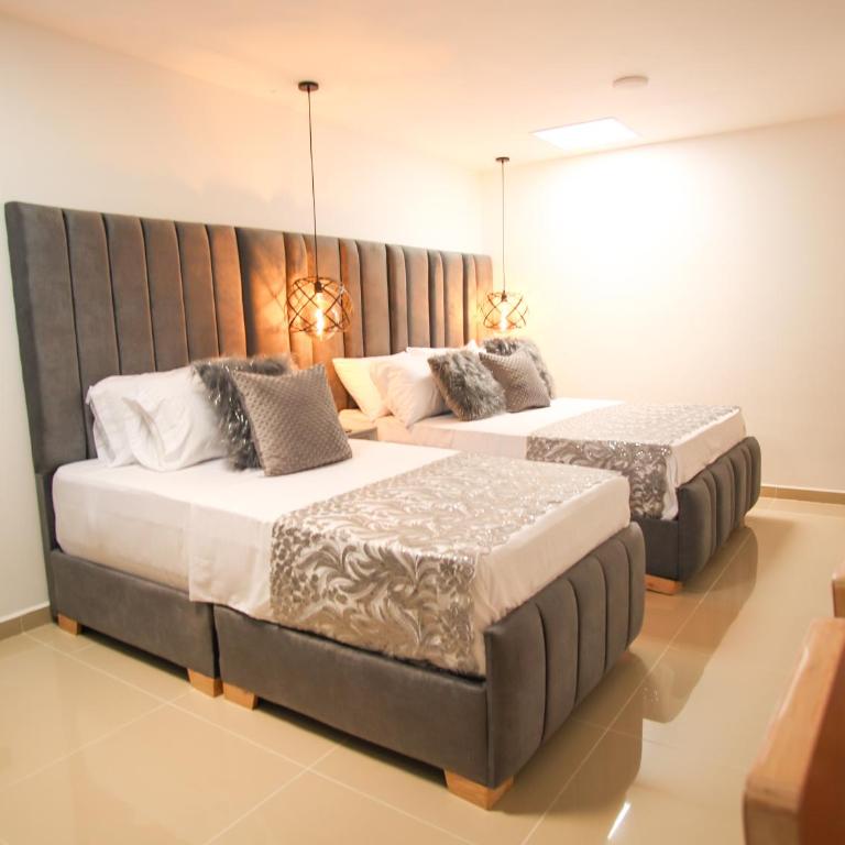 Santa Barbara Central Suites - Habitación Triple Deluxe - 4