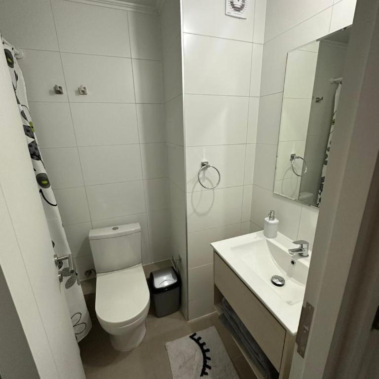 Maravilloso apartamento, Sector céntrico, 2D-2B seguridad 24 horas - Apartamento de 2 dormitorios - 11