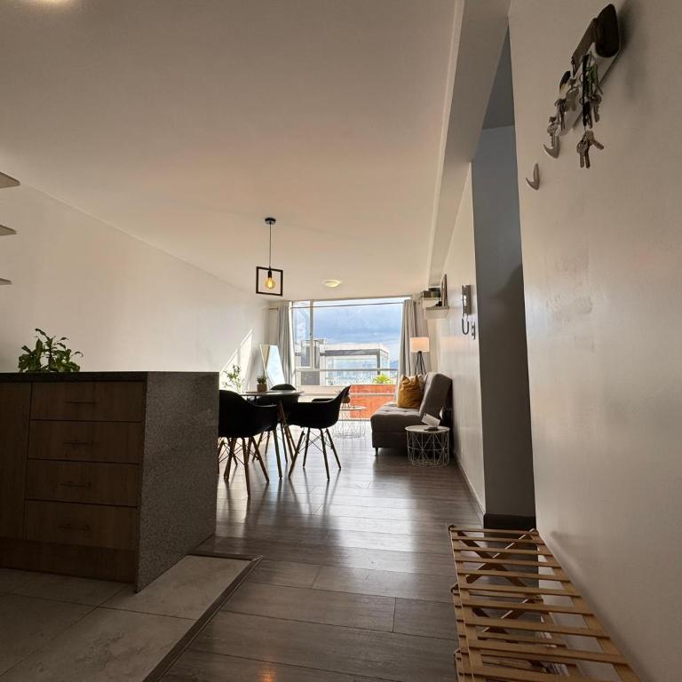 Apartamento cerca de Solca y Embajada Americana con Vista a la Ciudad GYM - Two-Bedroom Apartment - 41