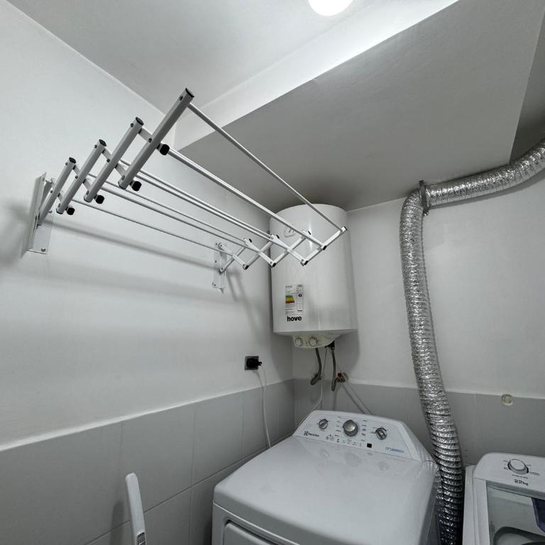 Apartamento cerca de Solca y Embajada Americana con Vista a la Ciudad GYM - Two-Bedroom Apartment - 74