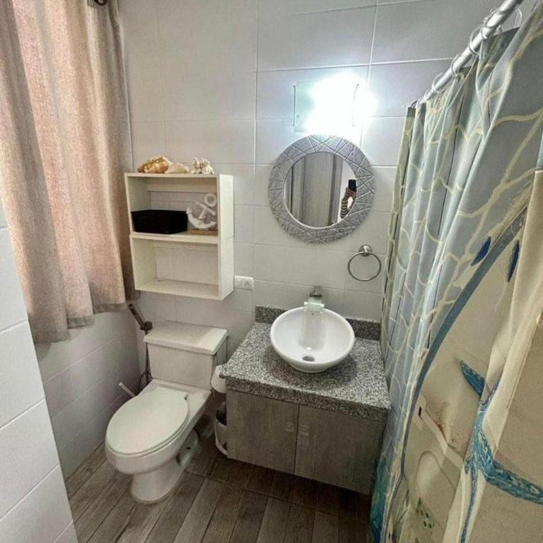 Luxury Roja - One-Bedroom Apartment - 2